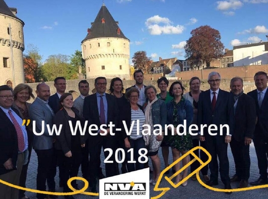 Provincieraadslijsten N-VA rond : "Ja, wij willen mee besturen ! Provincieraadslijsten N-VA rond : "Ja, wij willen mee besturen !