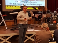 Bert Maertens is quizmaster van dienst